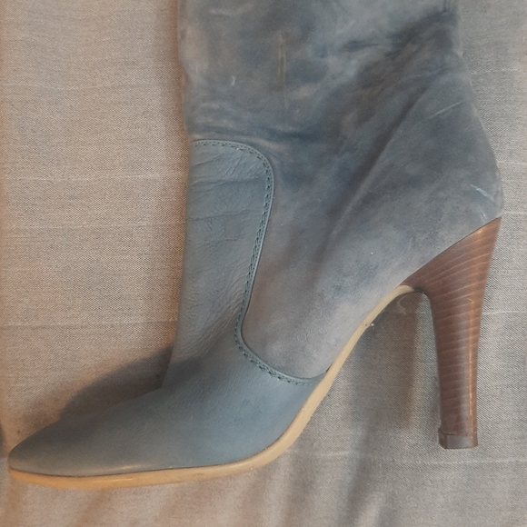 Baby Blue Suede and Beadwork Guiseppe Zanotti Heel Boots - Picture 4 of 6